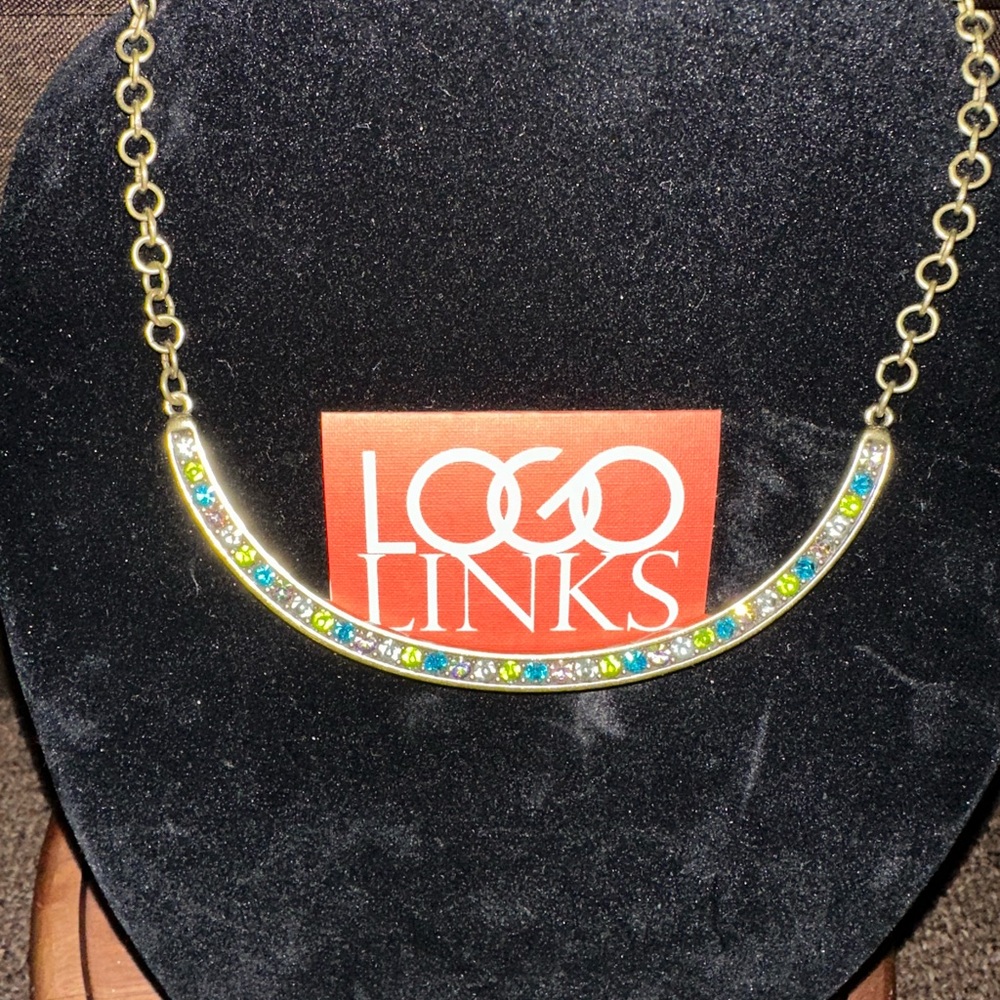 LOGO LINKS by Lori Goldstein